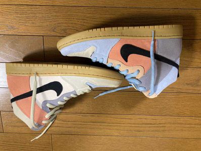 Nike SB Dunk High "Easter Spectrum"