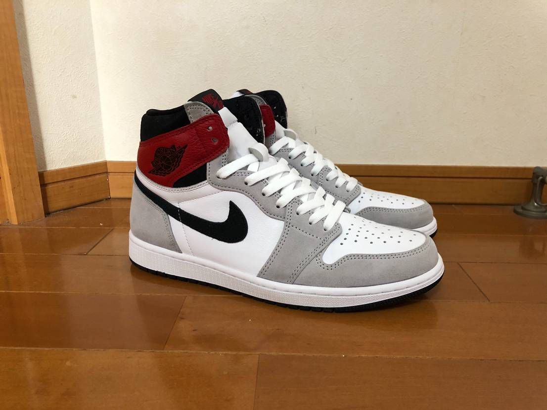 Nike Air Jordan 1 High OG "White/Black/Light Smoke Grey"