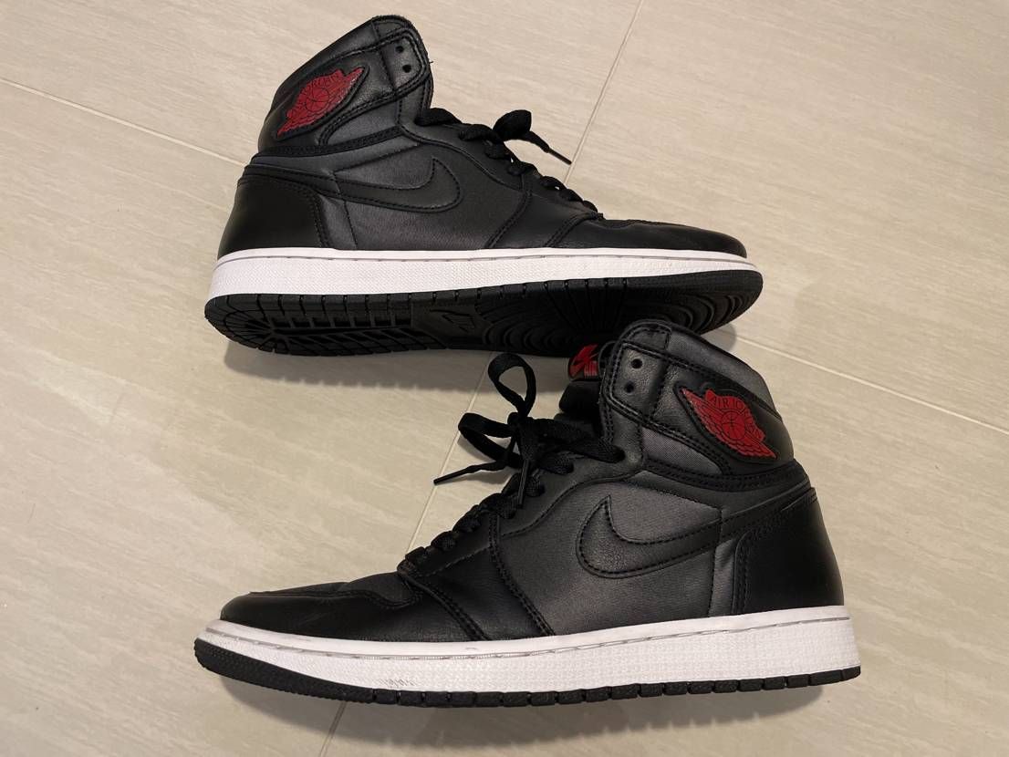 Nike Air Jordan 1 Retro High OG "Black/Metallic Silver/Gym Red"  
