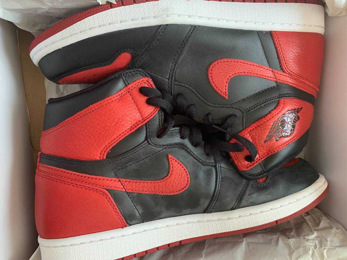 Nike Air Jordan 1 Retro High OG "Bred/Banned" (2016)