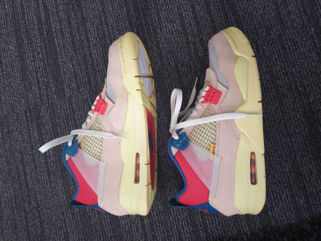 UNION × Nike Air Jordan 4 SP "Guava Ice/Light Fusion Red"