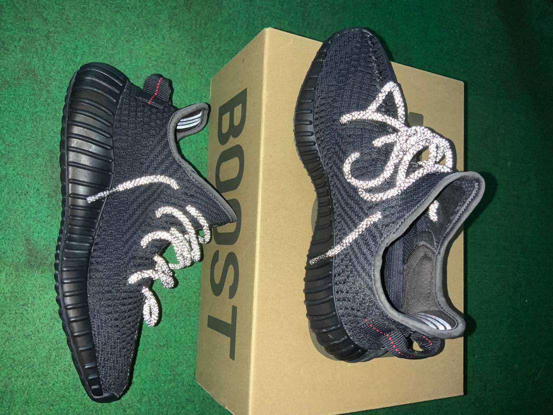 adidas YEEZY Boost 350 V2 "Black"