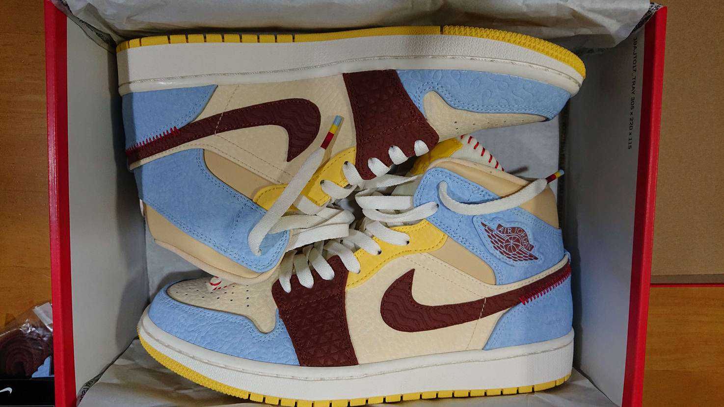 MAISON CHATEAU ROUGE × NIKE AIR JORDAN 1 MID SE "WHITE/LIGHT BLUE"