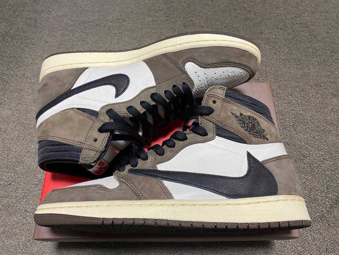 Travis Scott × Nike Air Jordan 1 Retro High OG TS SP "Sail/Dark Mocha"
