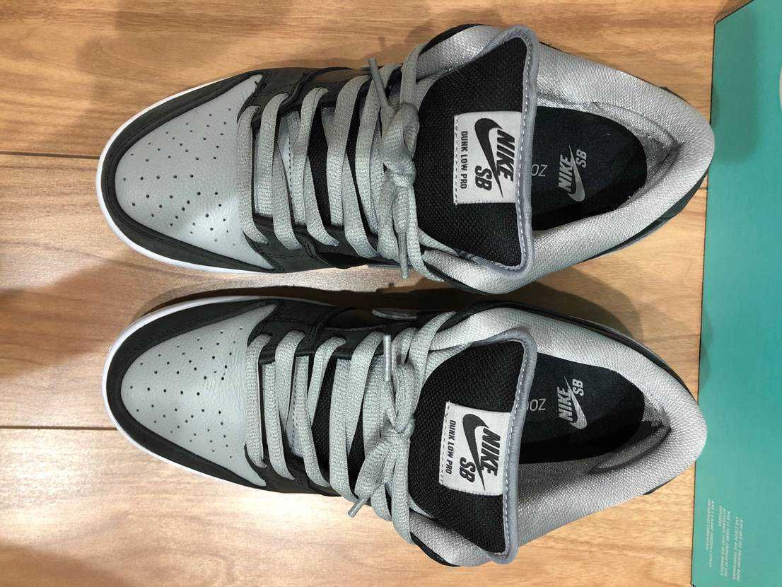 Nike SB Dunk Low "Shadow"