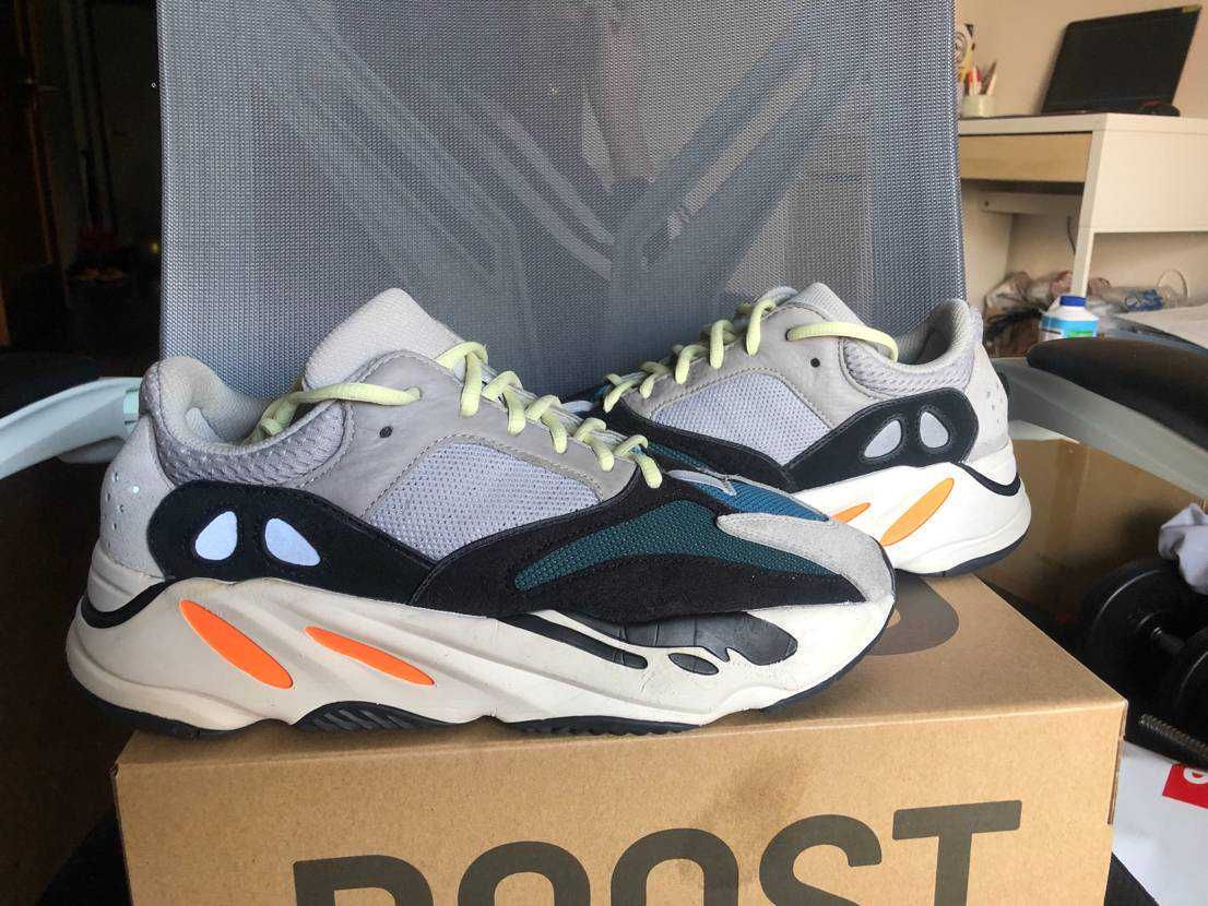 adidas YEEZY Boost 700 "Wave Runner"
