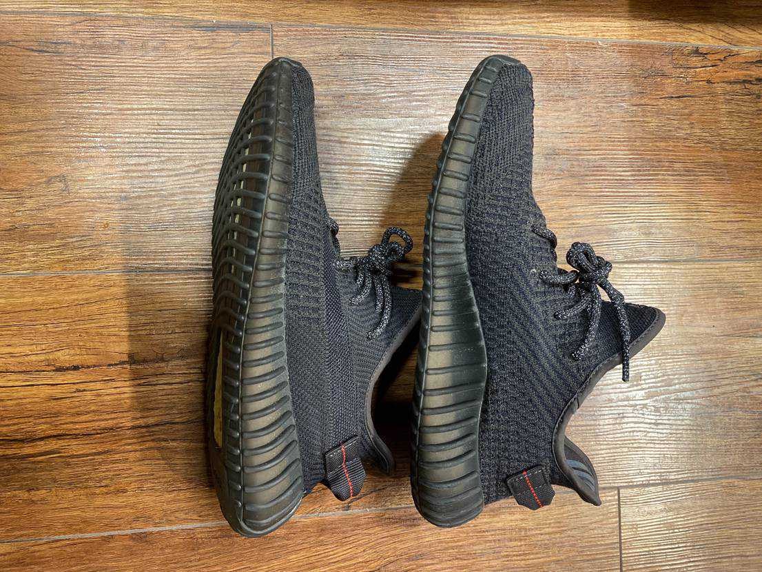 adidas YEEZY Boost 350 V2 "Black"