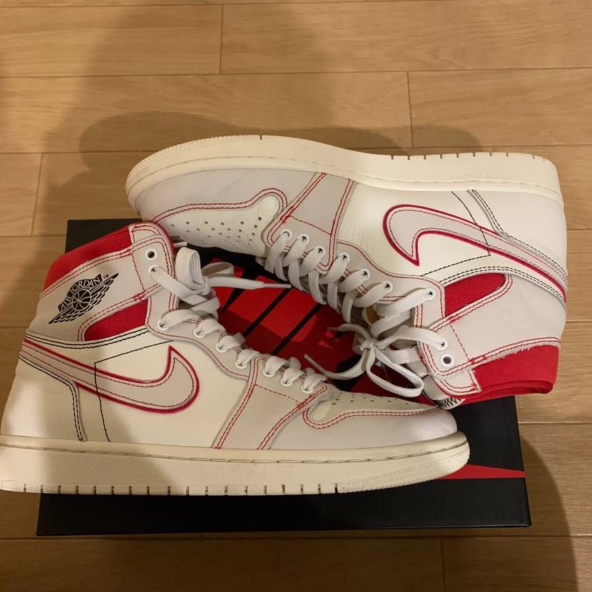 Nike Air Jordan 1 Retro High OG "Sail/University Red"