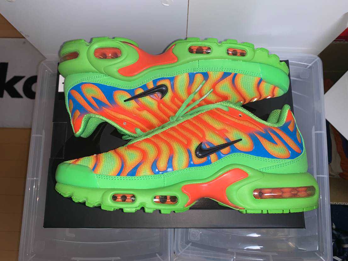 Supreme × Air Max Plus TN "Mean Green"