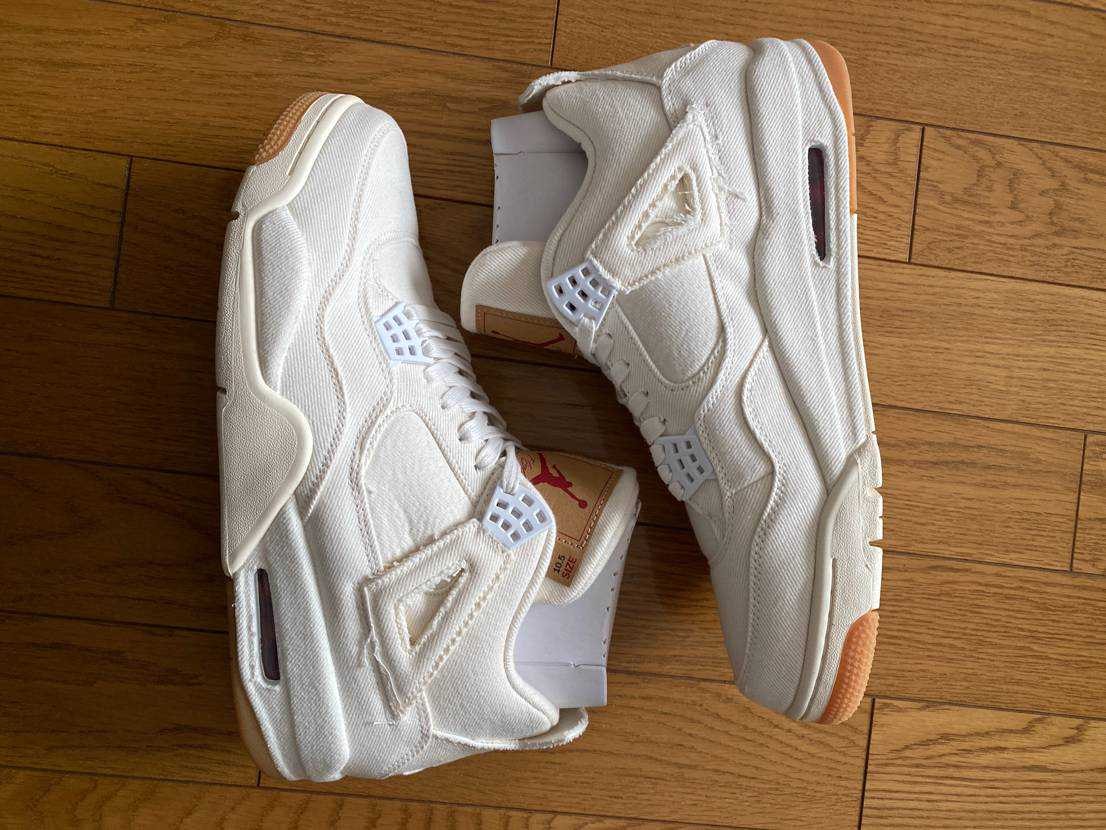 NIKE × LEVI’S AIR JORDAN 4 "WHITE DENIM"(タグ:®のみ)