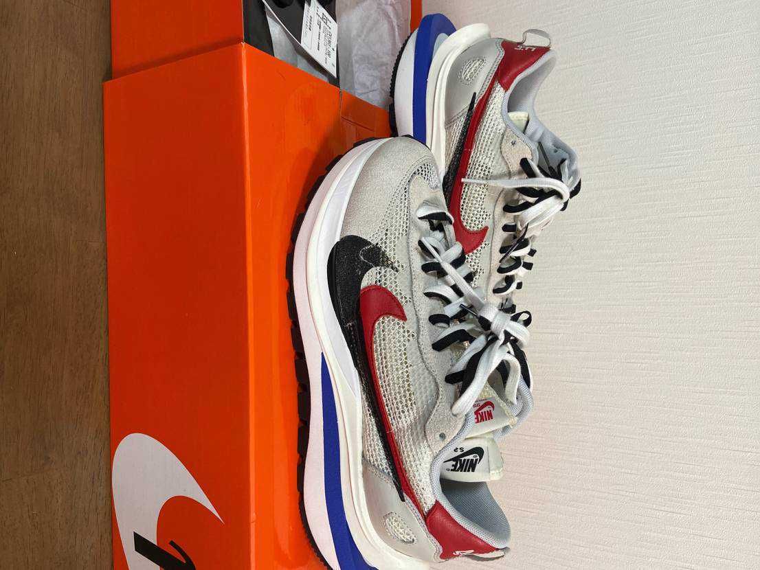 sacai × Nike Vapor Waffle "Royal Fuchsia"