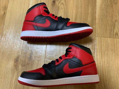 Nike Air Jordan 1 Mid "Bred"