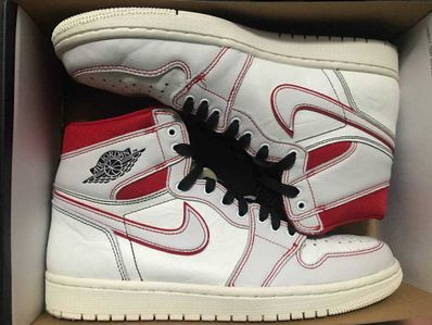 Nike Air Jordan 1 Retro High OG "Sail/University Red"