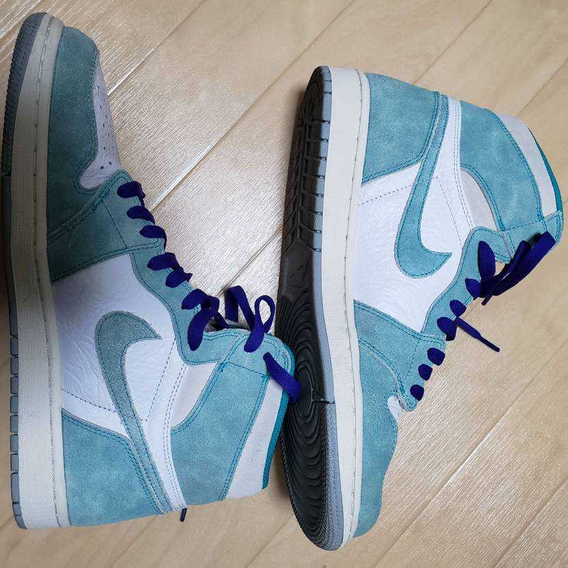 Nike Air Jordan 1 Retro High OG "Turbo Green"