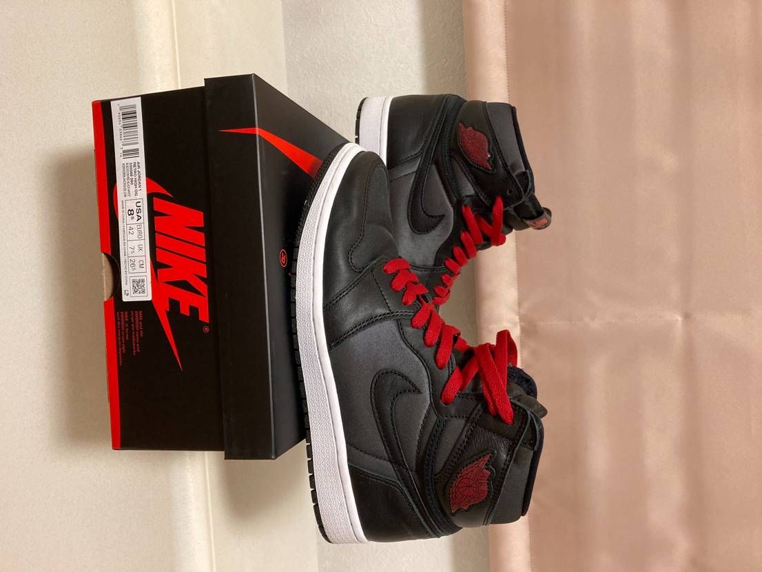 Nike Air Jordan 1 Retro High OG "Black/Metallic Silver/Gym Red"  