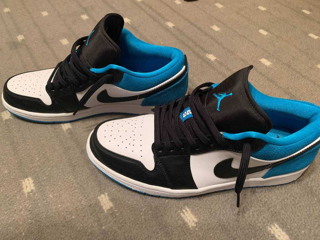 Nike Air Jordan 1 Low SE "Black/Laser Blue/White"