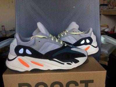 adidas YEEZY Boost 700 "Wave Runner"