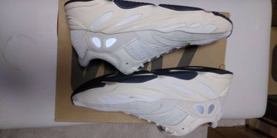 adidas YEEZY Boost 700 "Analog"