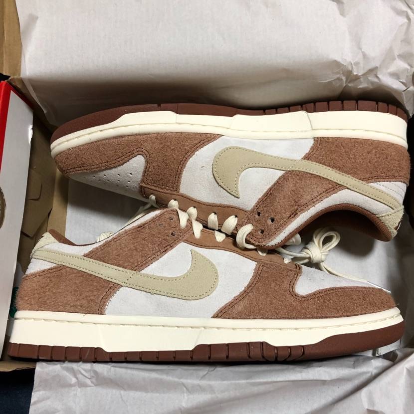 Nike Dunk Low PRM "Medium Curry"