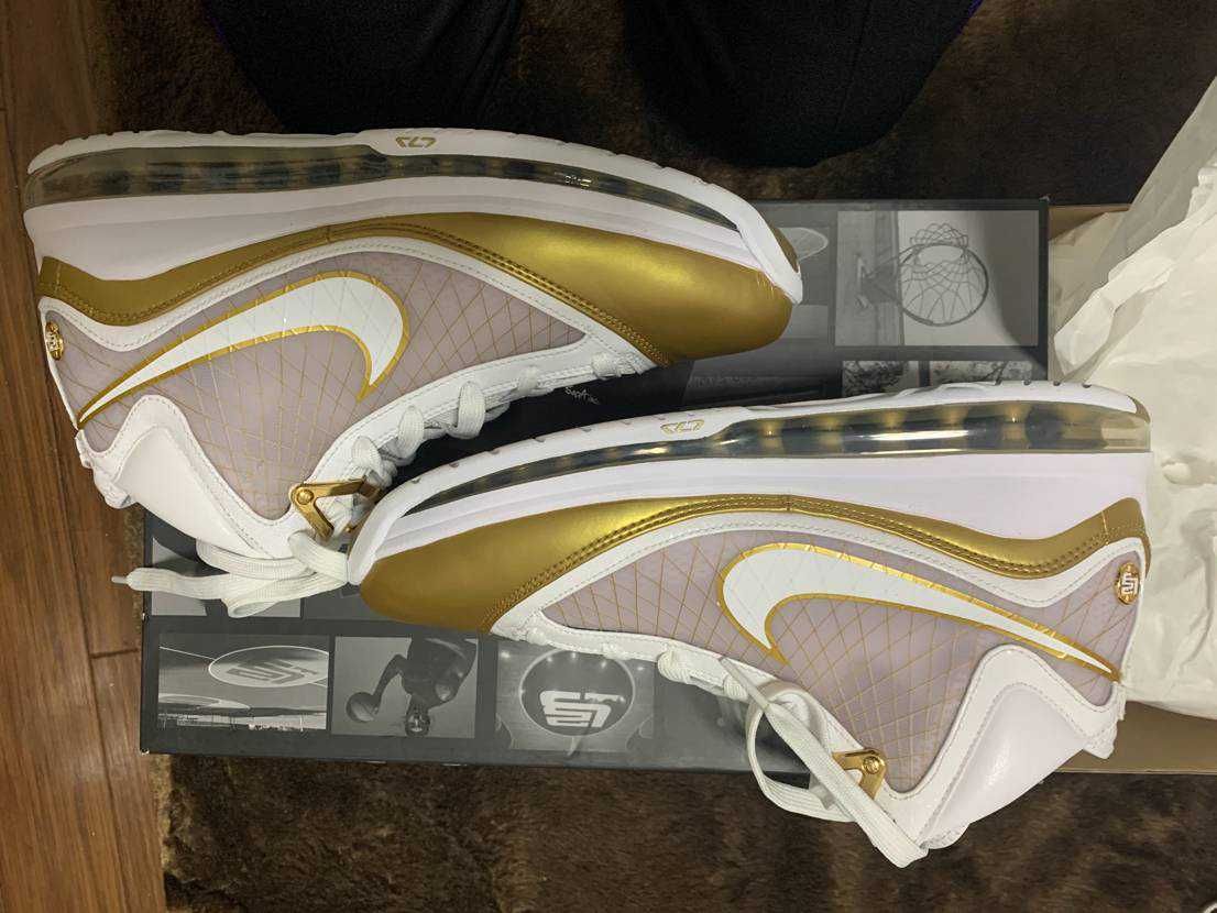 NIKE LEBRON VII QS "CHINA MOON"