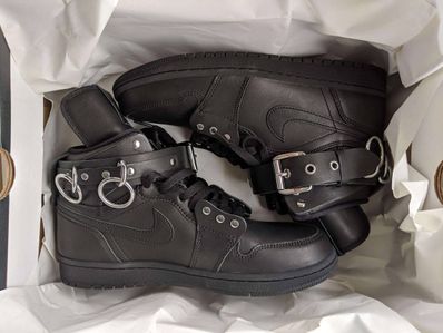 COMME des GARÇONS × Nike Air Jordan 1 High "Black"