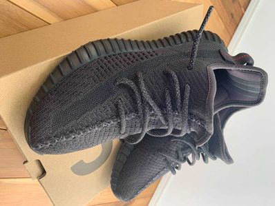adidas YEEZY Boost 350 V2 "Black"