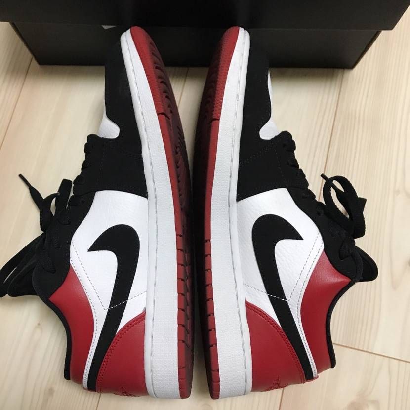 Nike Air Jordan 1 Low "Black Toe"