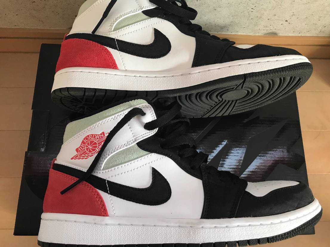 Nike Air Jordan 1 Mid SE "Black/Red/White"