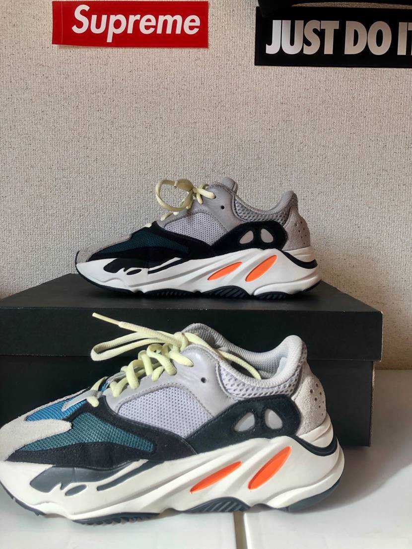 adidas YEEZY Boost 700 "Wave Runner"