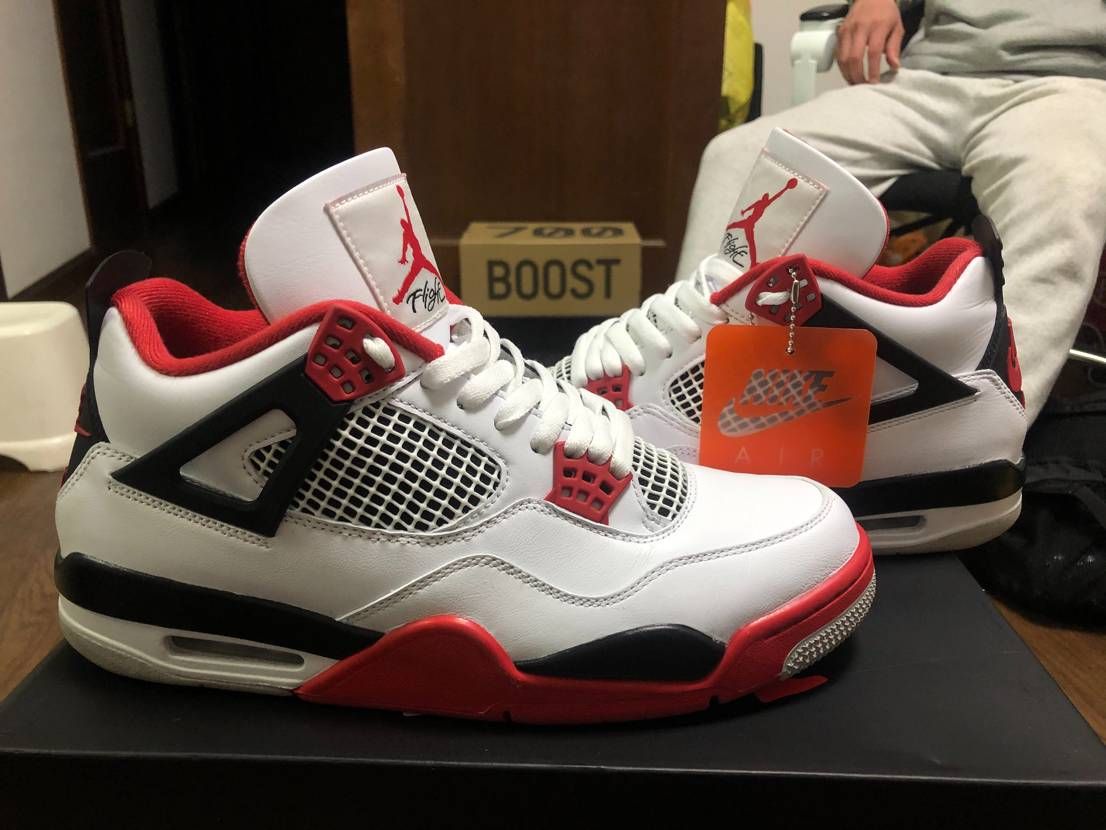 Nike Air Jordan 4 Retro OG "Fire Red" (2020)