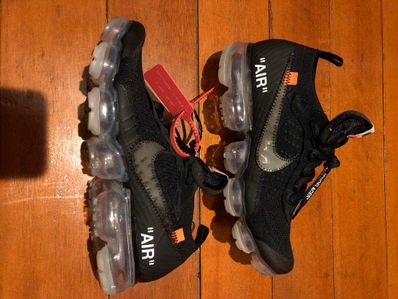 Off-White × Nike Air Vapormax "Black/Total Orange/Clear"
