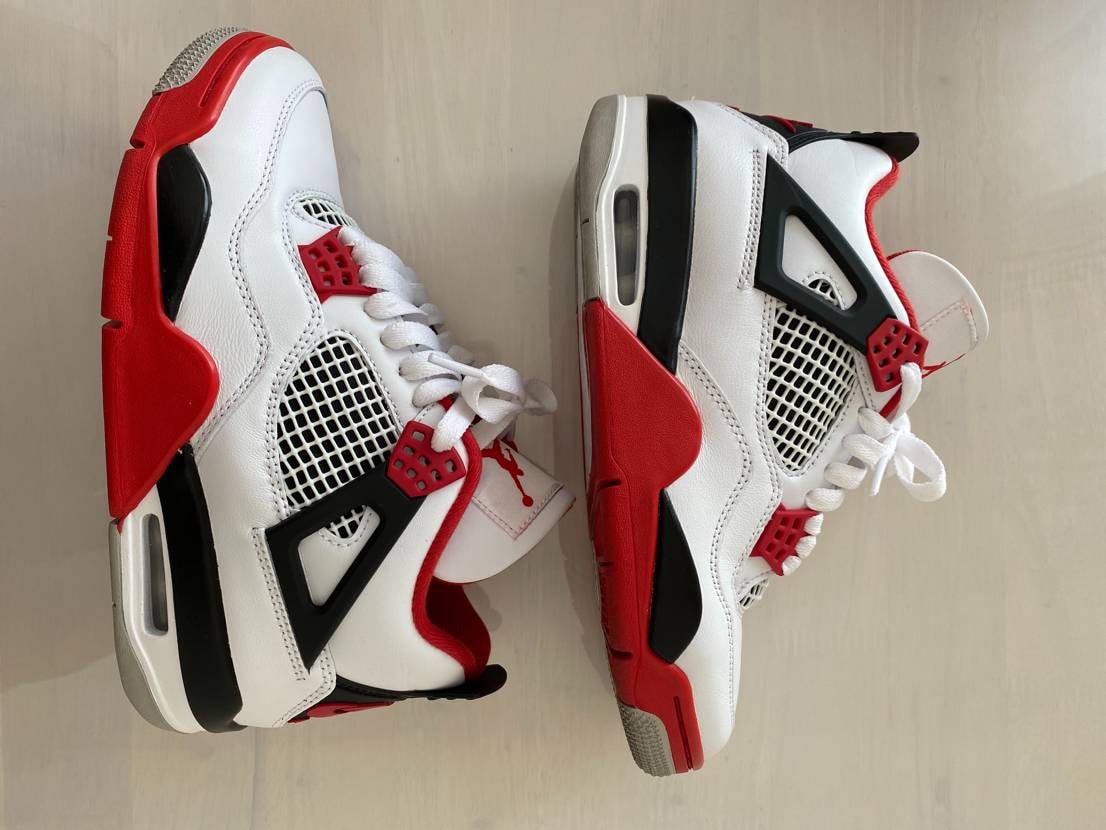 Nike Air Jordan 4 Retro OG "Fire Red" (2020)
