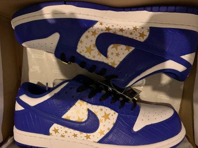 Supreme × Nike SB Dunk Low OG QS Gold Stars "White/Hyper Blue"