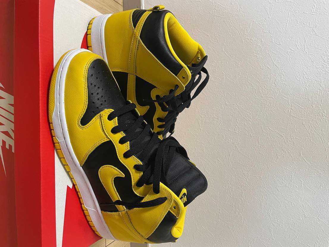 Nike Dunk High "Black/Varsity Maize"