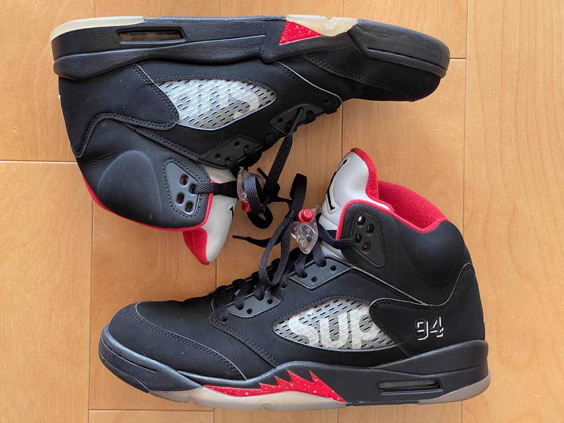 Supreme × Nike Air Jordan 5 Retro "Black"