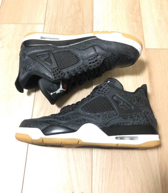 Nike Air Jordan 4 Retro "Laser Black/Gum"