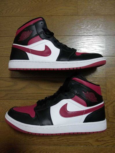 NIKE AIR JORDAN 1 MID "BLACK/RED/WHITE"