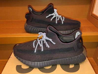 adidas YEEZY Boost 350 V2 "Cinder"