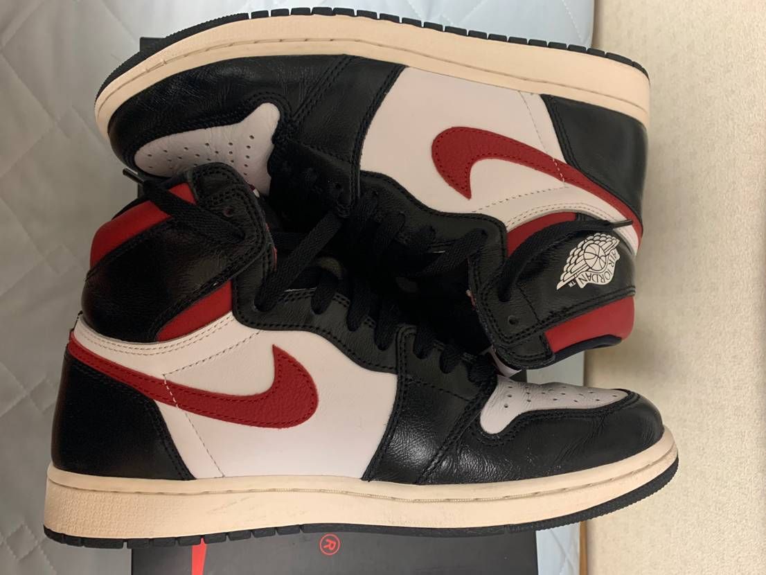 Nike Air Jordan 1 Retro High "Black/White/Sail/Gym Red"