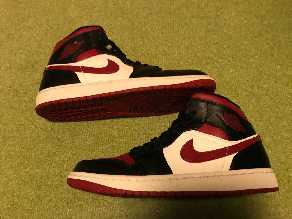 NIKE AIR JORDAN 1 MID "BLACK/RED/WHITE"