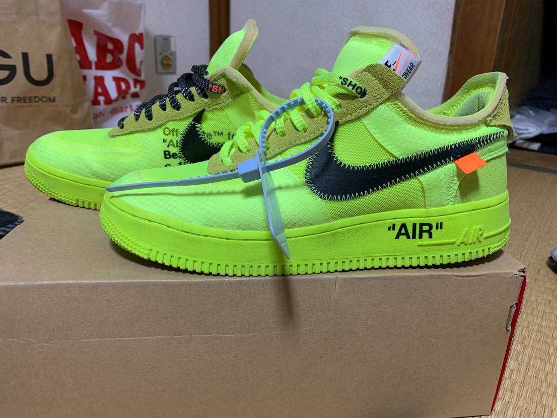Off-White × Nike Air Force 1 Low "Volt"