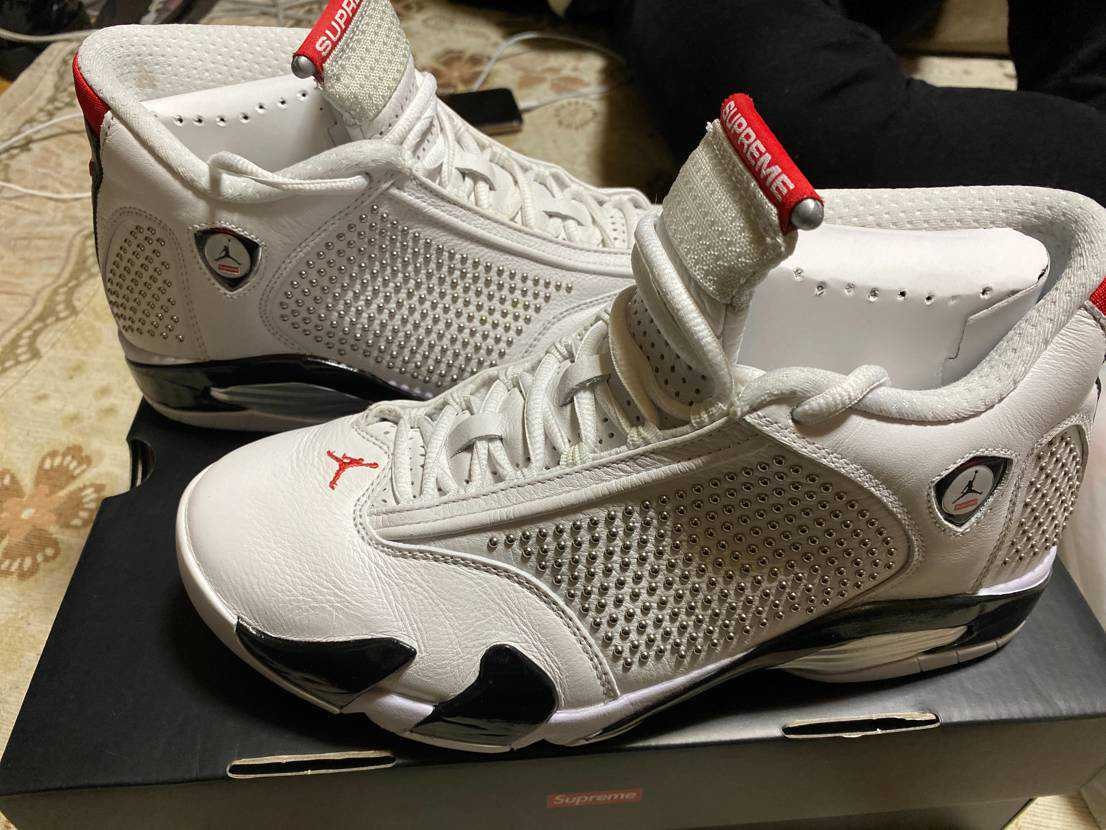 Supreme × Nike Air Jordan 14 Retro "White/University Red"