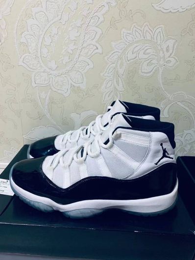 Nike Air Jordan 11 Retro "Concord" (2018)