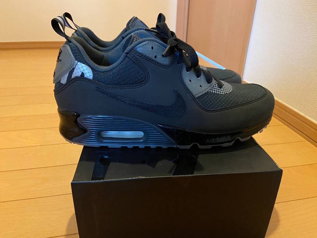 UNDEFEATED × Nike Air Max 90 "Black/Rush Pink"
