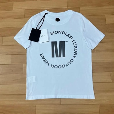B (目立った傷や汚れなし)】極美品 モンクレール Tシャツ B (目立った傷や汚れなし)】極美品 モンクレール Tシャツ