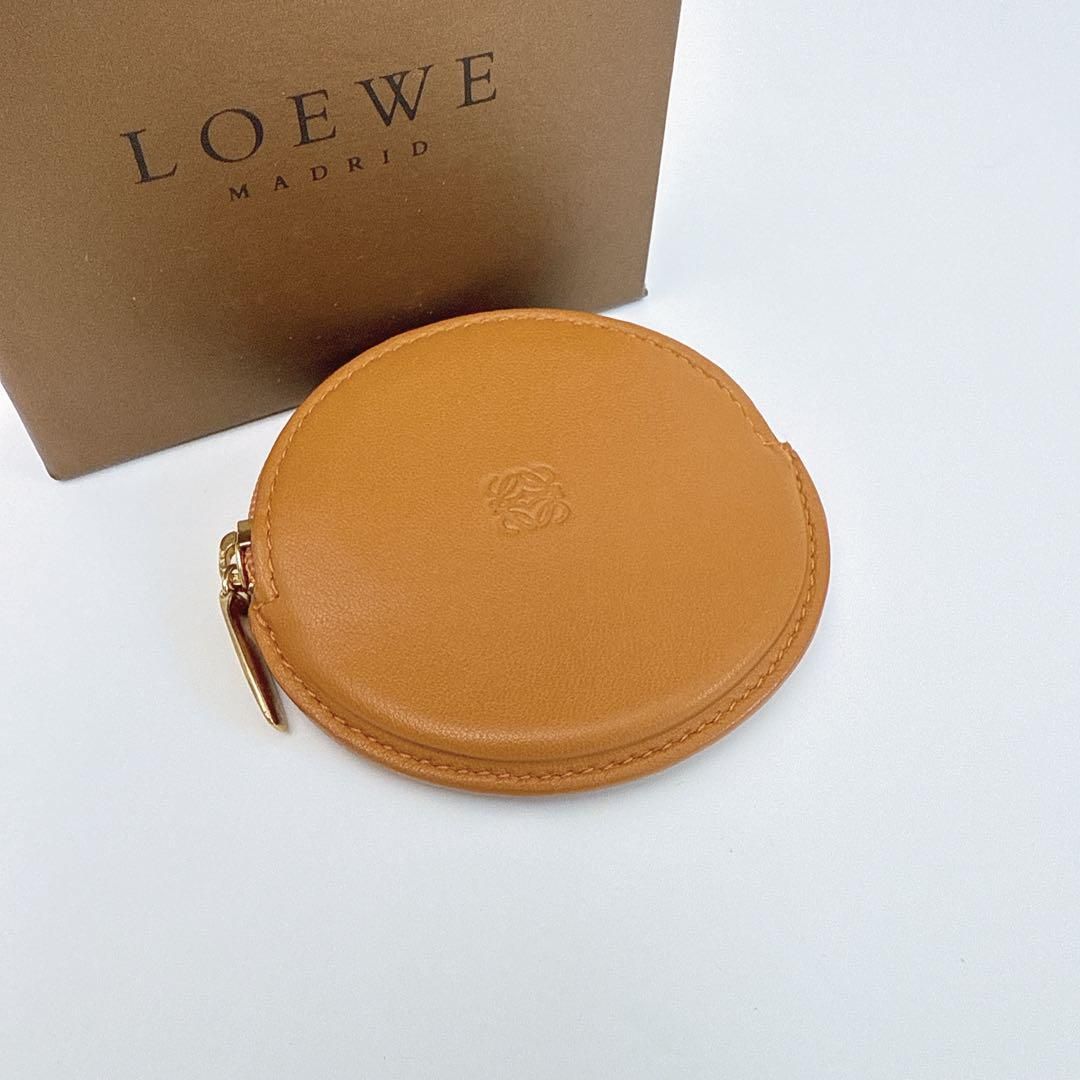 美品　ロエベ　アナグラム　ゴールド　コインケース　フリンジ　ナッパレザー 美品 ロエベ アナグラム ゴールド コインケース フリンジ ナッパ