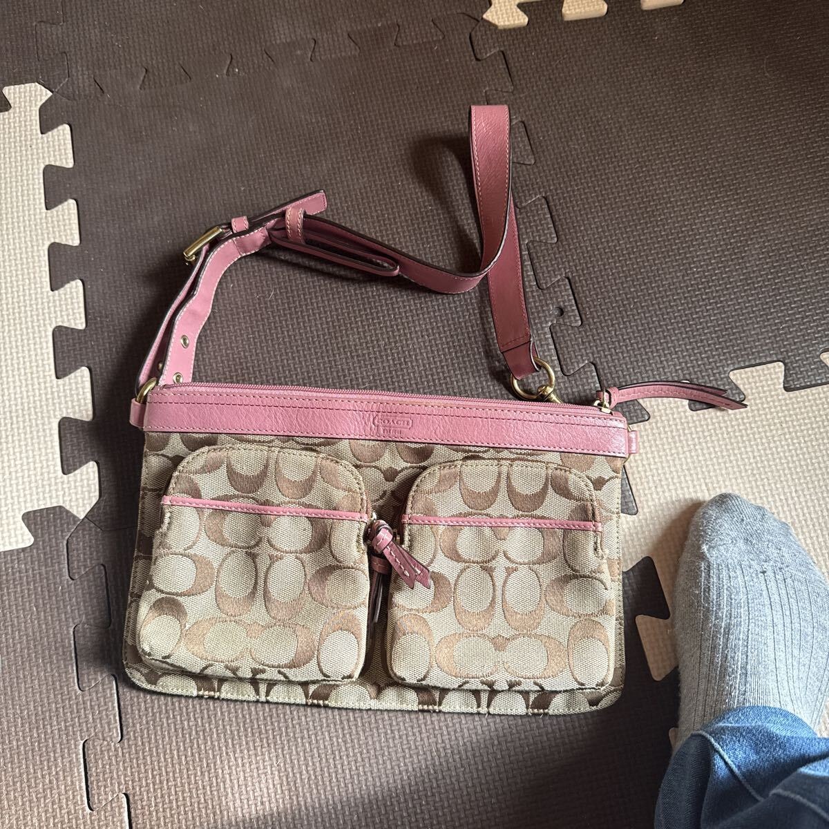 ショルダーバッグ COACH ピンク ハンドバッグ