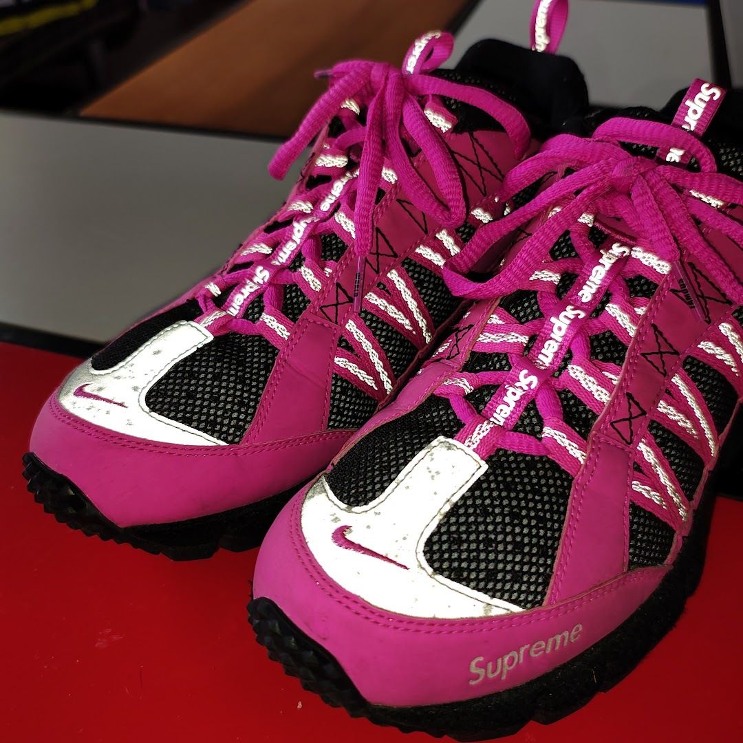 シュプリーム × ナイキ エアフマラ "ピンク"