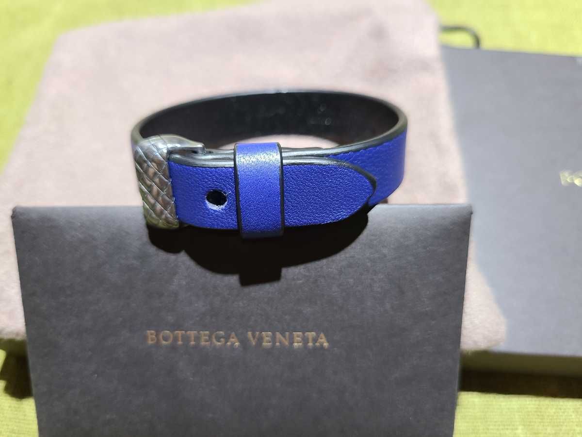 【新品】ボッテガヴェネタ（BOTTEGA VENETA）ブレスレット　ネイビーブルー　ワンサイズ