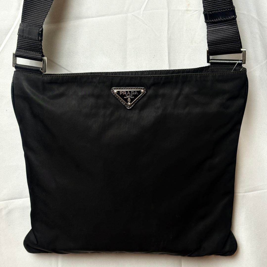 PRADAナイロン サフィアーノレザー サコッシュ 斜めがけショルダー ブラック